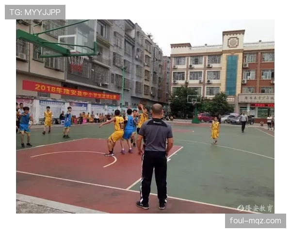 篮球比赛中前场规则深度解析：带你快速了解核心应用场景与判罚标准